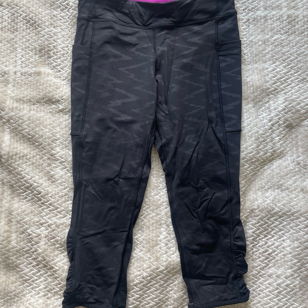 Ivivva Patterned Capri Leggings